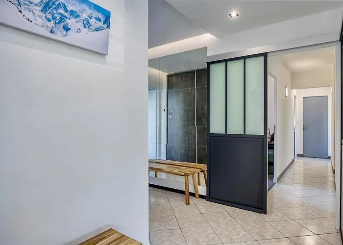 Coliving Savana Bedroom - Convenient & Near Cern شقة سان-جيني-بويي، أين